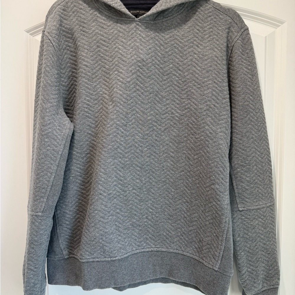 Banana Republic Gray V-Neck Sweater Textured Knit